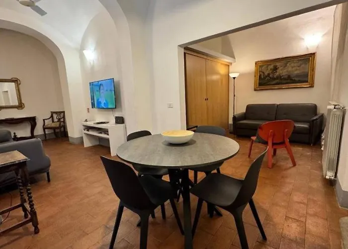 La Casa Di Ugo Флоренция