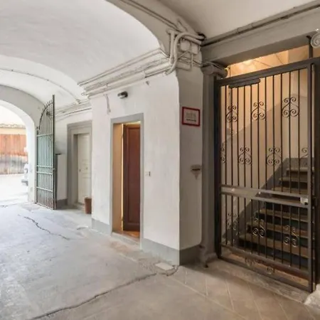 La Casa Di Ugo Daire